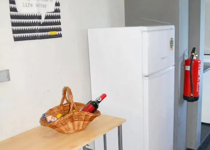 Chic 60 M² + Balcony شقة