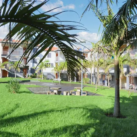 Chic 60 M² + Balcony * Ribeira Grande