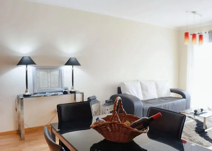 Chic 60 M² + Balcony